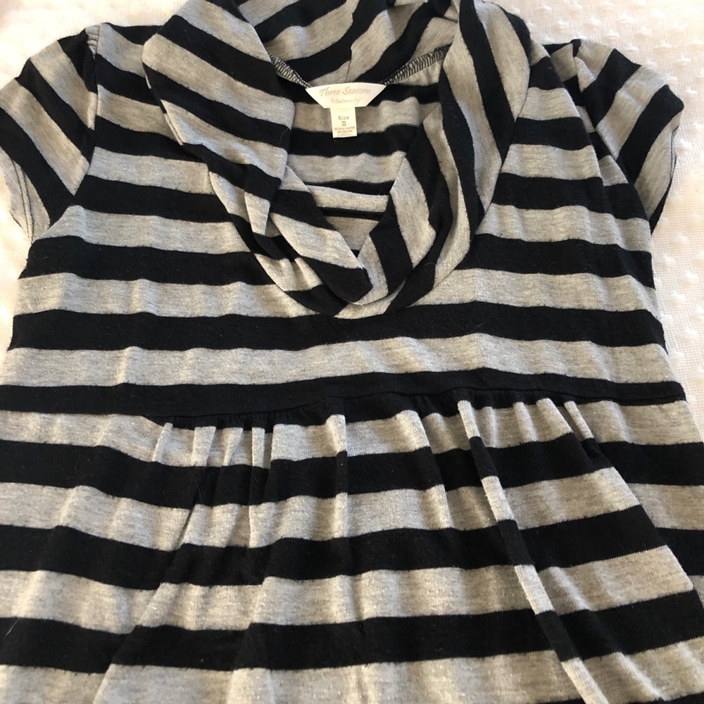Three Seasons maternity top